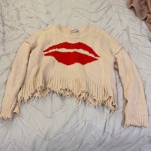 Wildfox First Kiss Distressed Sweater sz XS ✨